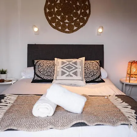 Bed and Breakfast Pure Magic 2*